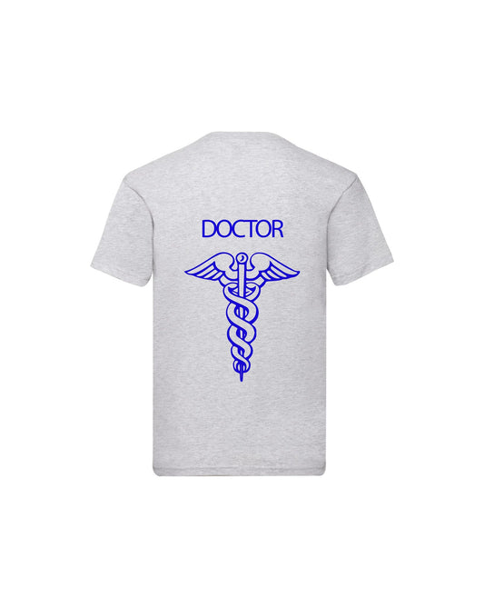 T-Shirt Uomo o Donna Cotone Basic Super vestibilità Top qualità - Ruolo di medico DOCTOR croce  - Personalizzata con Nome
