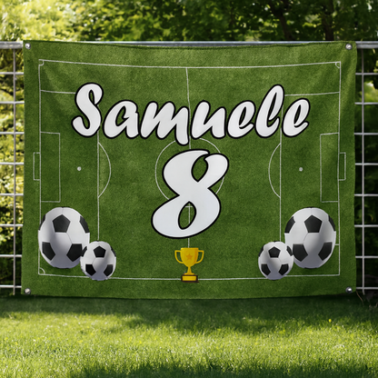 GLOBAL STRISCIONE FONDALE COMPLEANNO - Calcio Pallone - STRISCIONE PERSONALIZZATO IN CARTA O IN BANNER PVC ANCHE DA ESTERNO GARANZIA 5 ANNI - 01 ambientata