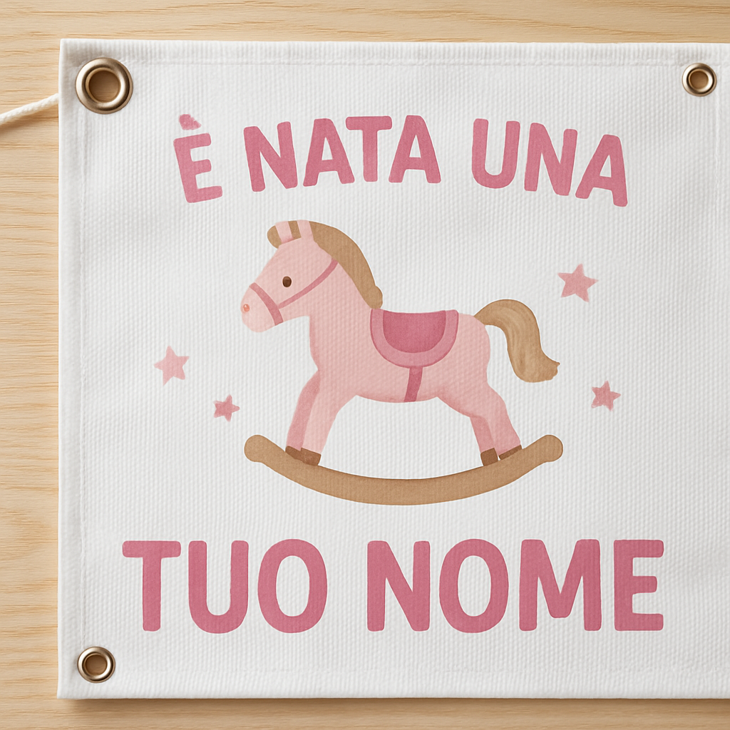 BANNER STRISCIONE NASCITA - Cavalluccio a dondolo Bambina - CON IL TUO NOME bimbo neonato - 02 dettaglio personalizzazione