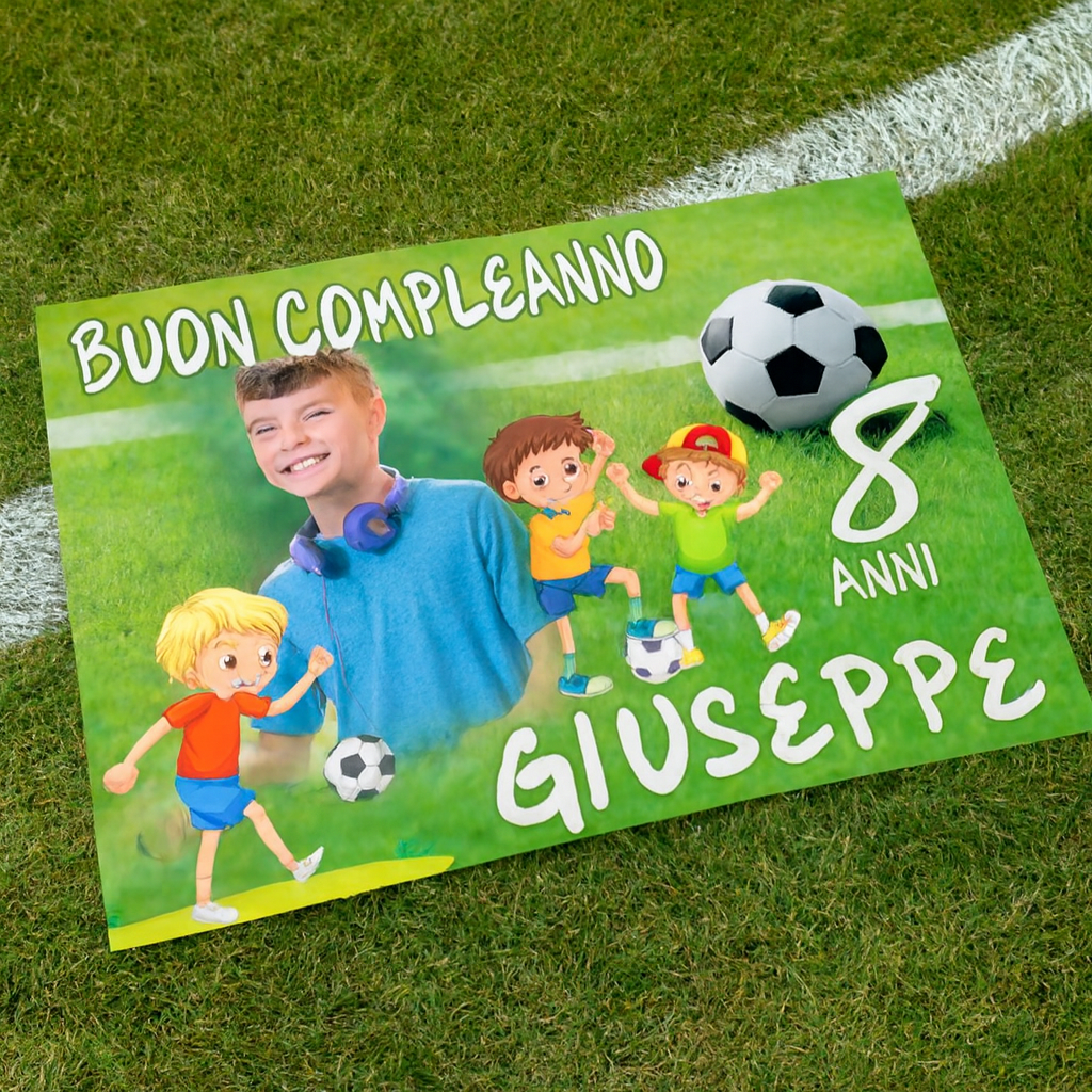 GLOBAL STRISCIONE FONDALE COMPLEANNO - Calcio - STRISCIONE PERSONALIZZATO IN CARTA O IN BANNER PVC ANCHE DA ESTERNO GARANZIA 5 ANNI - 03 materiali