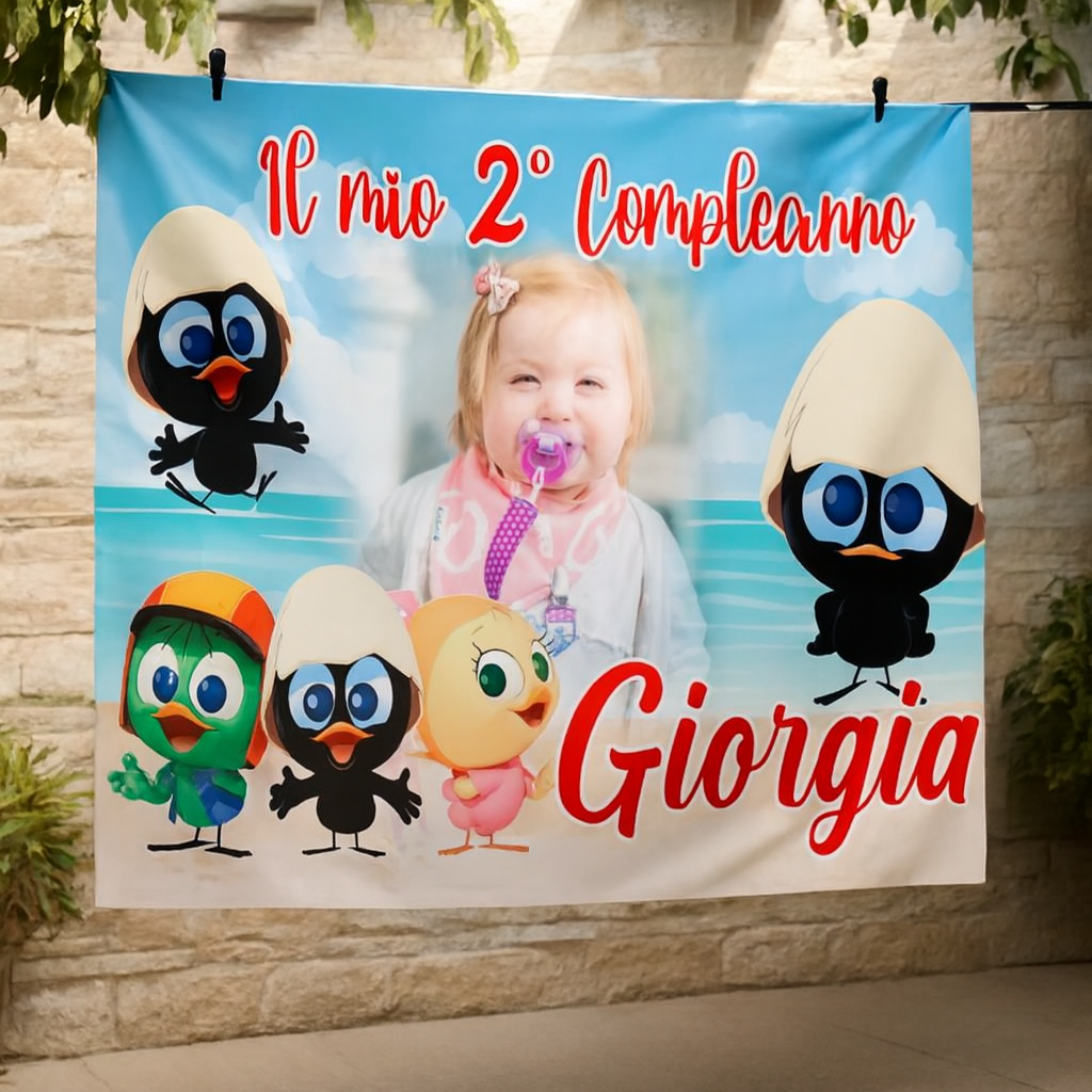 GLOBAL STRISCIONE FONDALE COMPLEANNO - Calimero - STRISCIONE PERSONALIZZATO IN CARTA O IN BANNER PVC ANCHE DA ESTERNO GARANZIA 5 ANNI - 04 benefici utilizzo