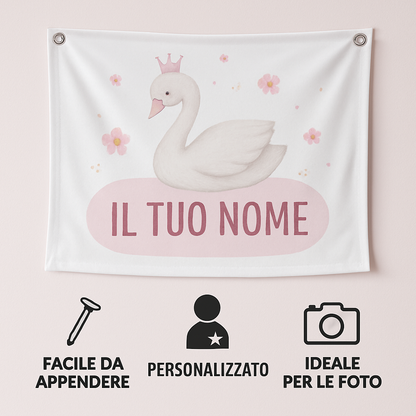 BANNER STRISCIONE NASCITA - Cigno Bambina - CON IL TUO NOME bimbo neonato - 04 benefici utilizzo