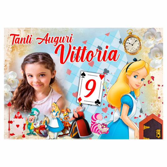 GLOBAL STRISCIONE FONDALE COMPLEANNO - Alice Nel Paese delle Meraviglie mod 3 - STRISCIONE PERSONALIZZATO IN CARTA O IN BANNER PVC ANCHE DA ESTERNO GARANZIA 5 ANNI