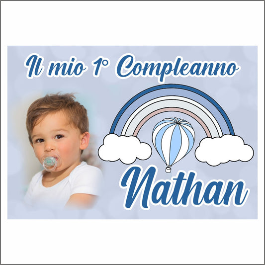 GLOBAL STRISCIONE FONDALE COMPLEANNO - Arcobaleno Azzurro - STRISCIONE PERSONALIZZATO IN CARTA O IN BANNER PVC ANCHE DA ESTERNO GARANZIA 5 ANNI